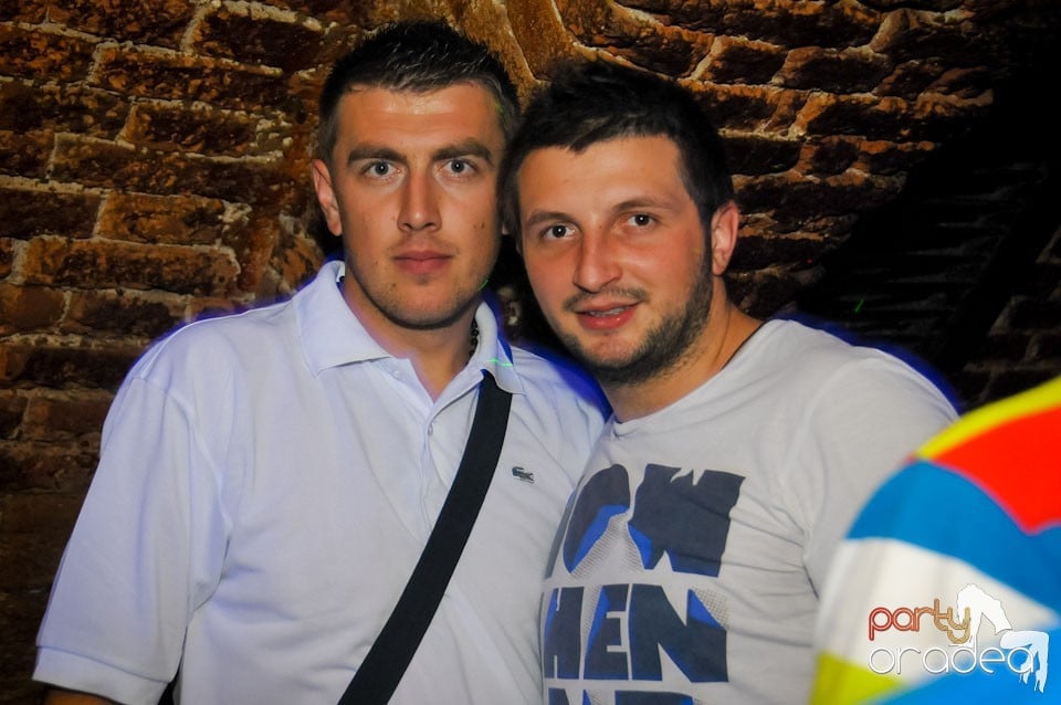 Miercuri e Party în Escape!, 