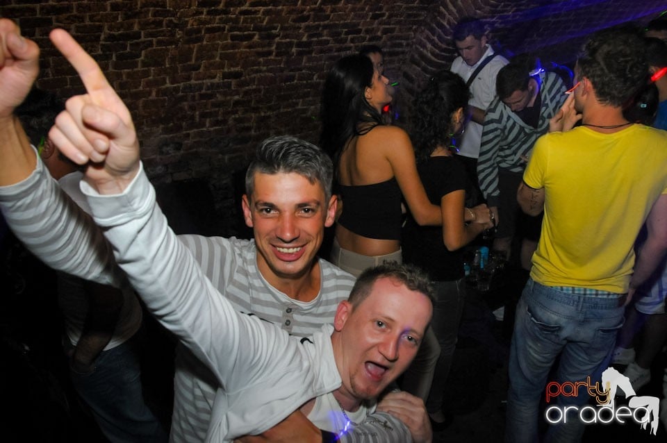 Miercuri e Party în Escape!, 