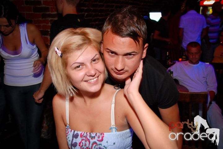 Miercuri e Party în Escape, 