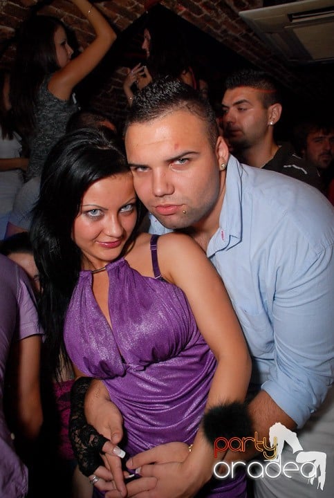 Miercuri e Party în Escape, 