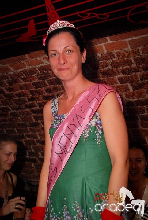 Miercuri e Party în Escape, 