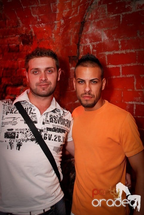 Miercuri e Party în Escape, 