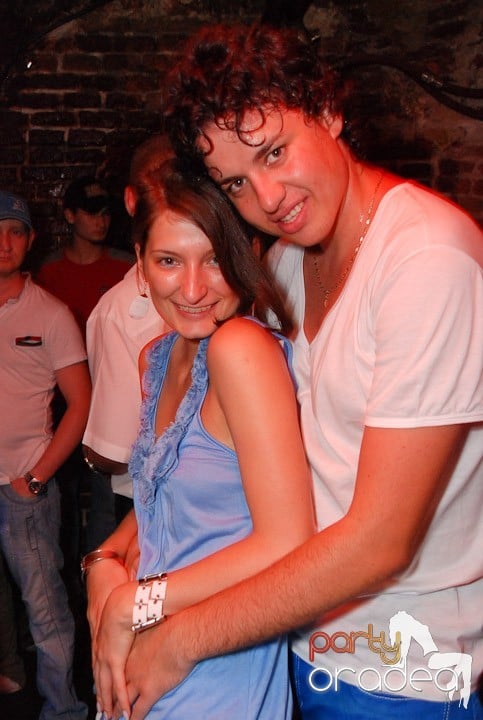 Miercuri e Party în Escape, 