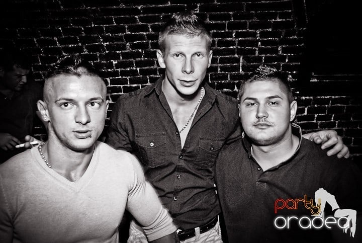 Miercuri e Party în Escape, 