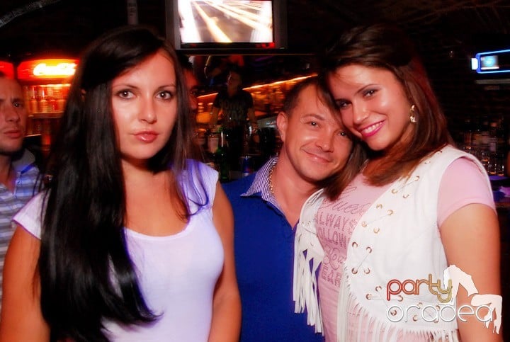 Miercuri e Party în Escape, 