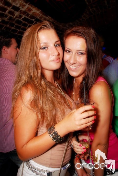 Miercuri e Party în Escape, 