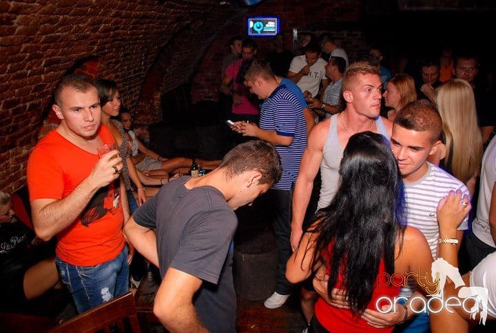 Miercuri e Party în Escape, 