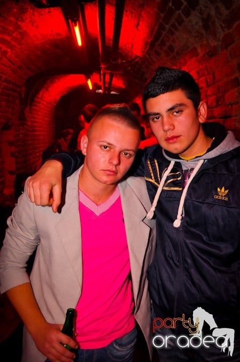 Miercuri în Club Escape, 