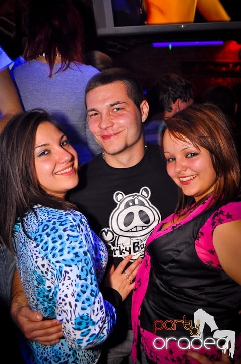 Miercuri în Club Escape, 