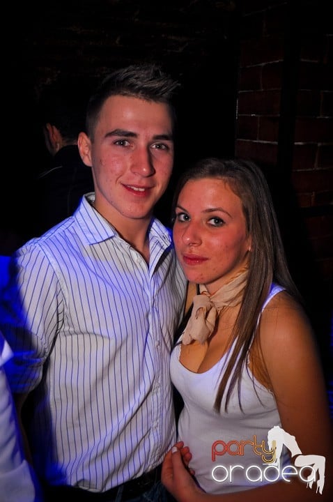 Miercuri în Club Escape, 