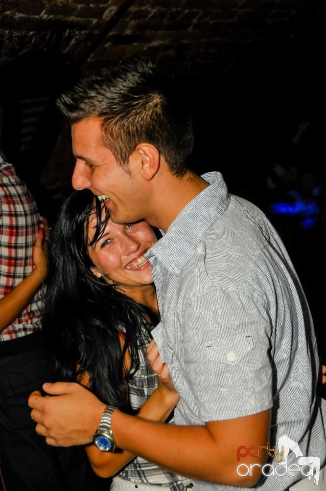 Miercuri în Club Escape, 