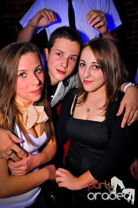 Miercuri în Club Escape, 