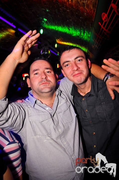 Miercuri în Club Escape, 