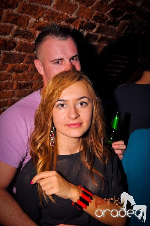 Miercuri în Club Escape, 