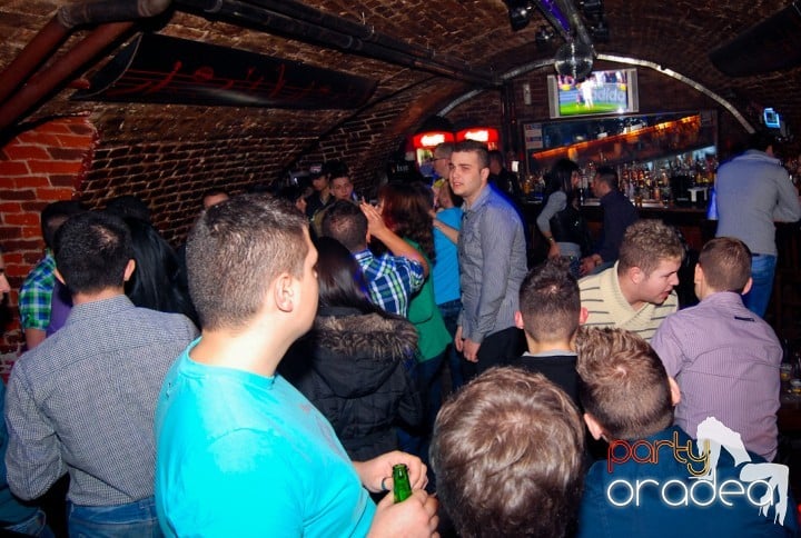 Miercuri noaptea e party în Escape!, 