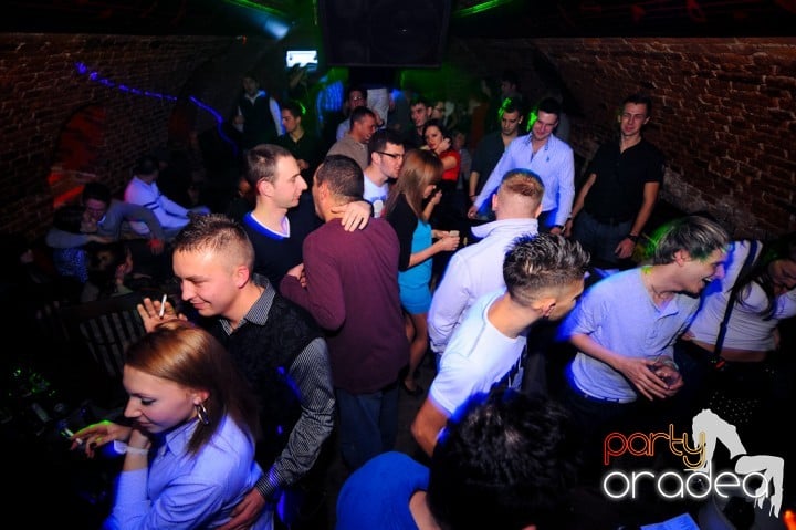 Miercuri noaptea e party în Escape!, 