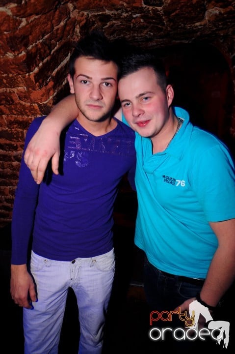 Miercuri noaptea e party în Escape!, 