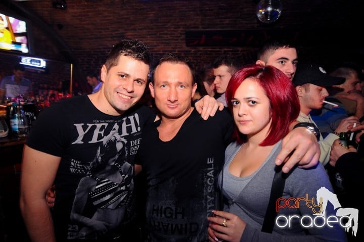 Miercuri noaptea e party în Escape!, 