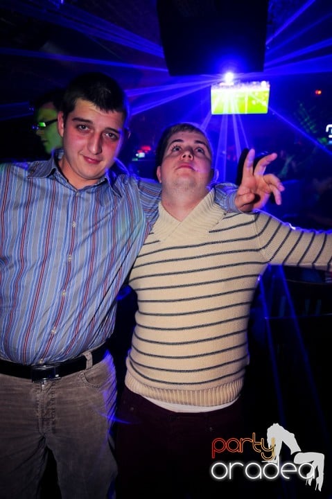 Miercuri noaptea e party în Escape!, 