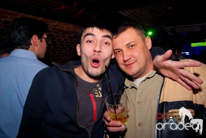 Miercuri noaptea e party în Escape!, 