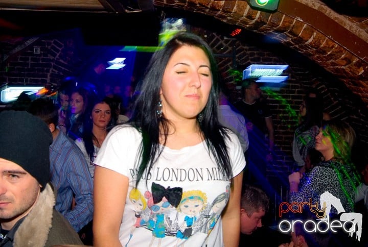 Miercuri noaptea e party în Escape!, 