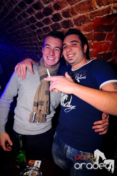 Miercuri noaptea e party în Escape!, 