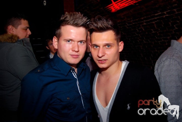 Miercuri noaptea e party în Escape!, 