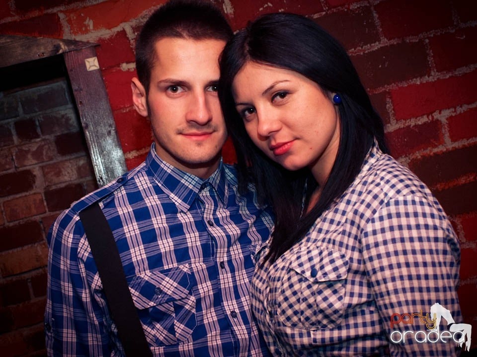 Miercuri noaptea în Club Escape, 