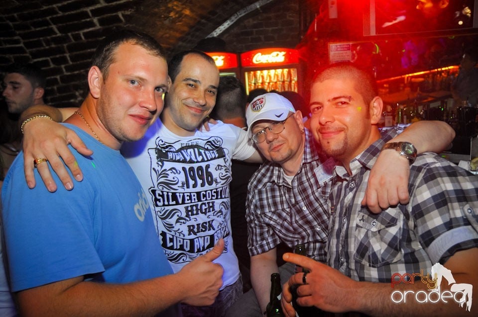 Miercuri noaptea în Escape, 