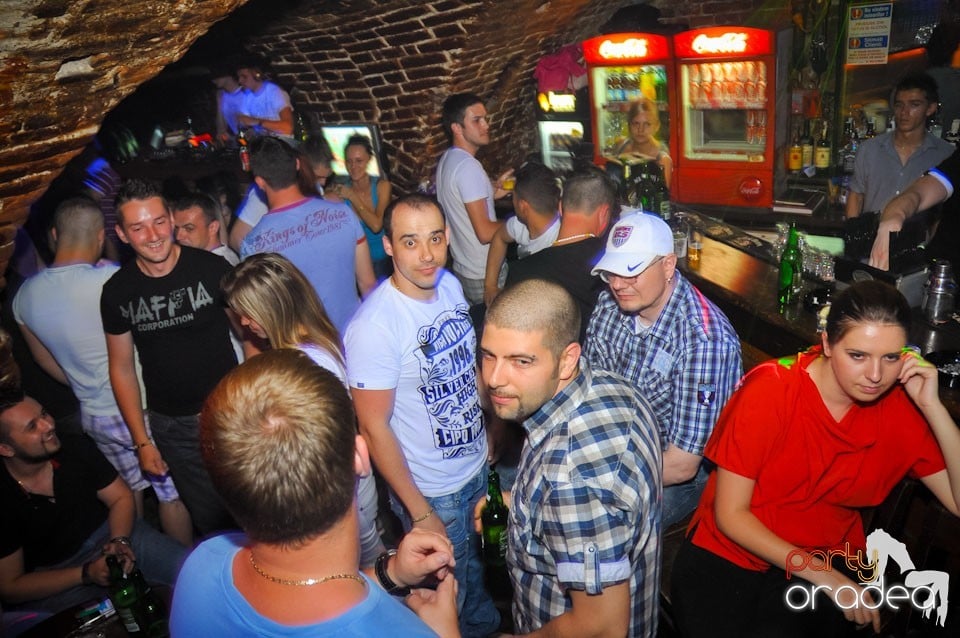 Miercuri noaptea în Escape, 