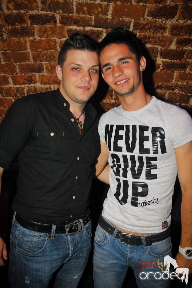 Miercuri noaptea în Escape, 