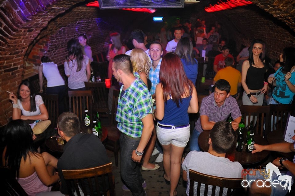 Miercuri noaptea în Escape, 