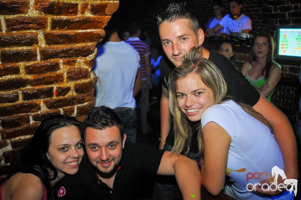 Miercuri noaptea în Escape, 