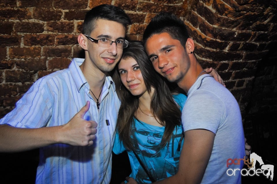 Miercuri noaptea în Escape, 