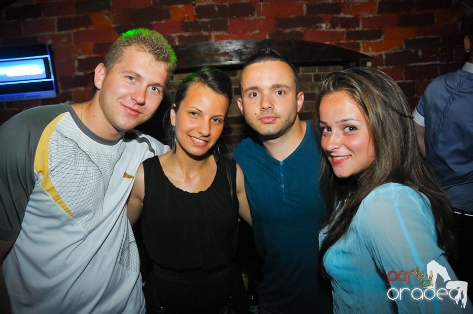 Miercuri noaptea în Escape, 