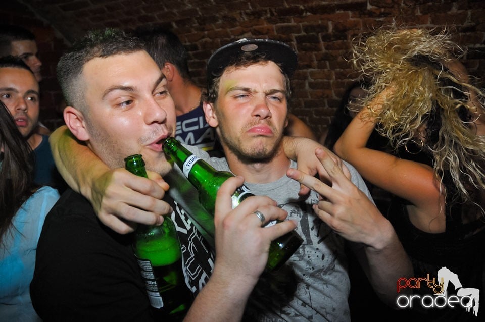 Miercuri noaptea în Escape, 