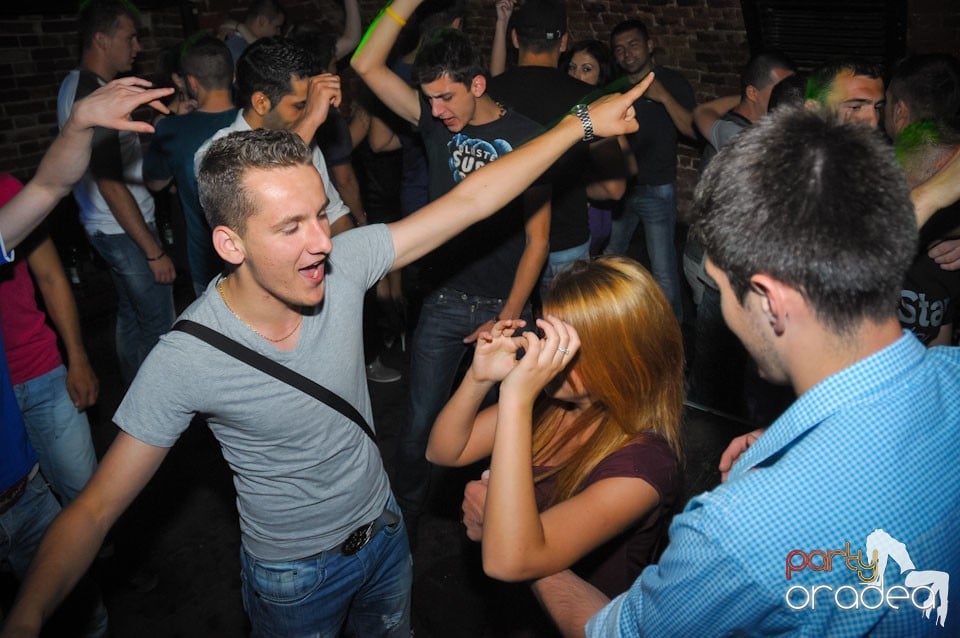 Miercuri noaptea în Escape, 