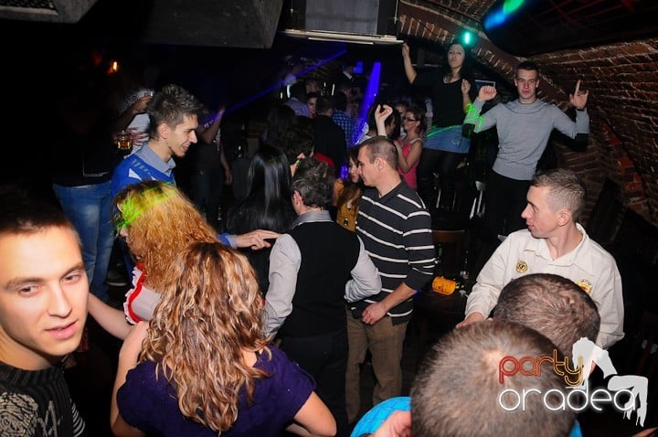 Miercuri seara e party în Escape, 