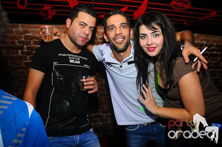 Miercuri seara e party în Escape, 