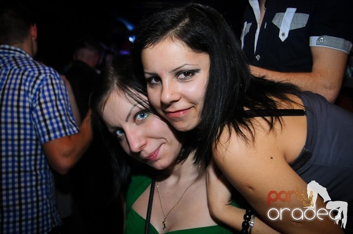 Miercuri seara e party în Escape, 