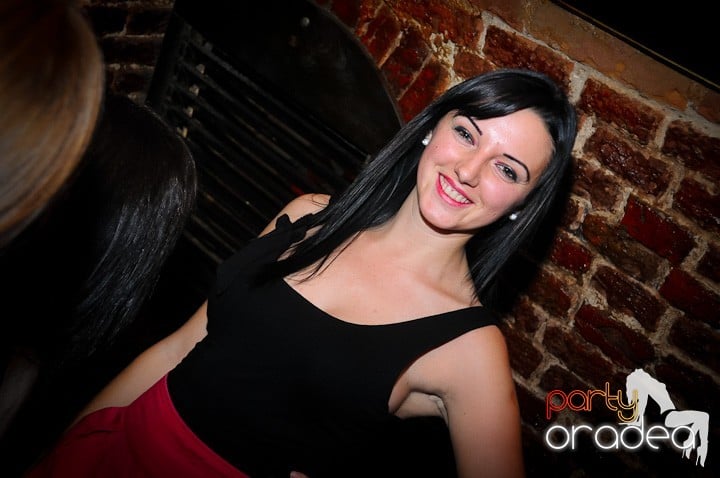 Miercuri seara e party în Escape, 