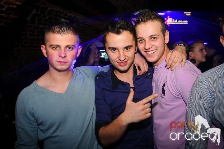 Miercuri seara e party în Escape, 