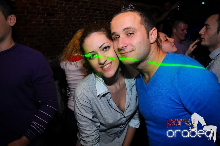 Miercuri seara e party în Escape, 