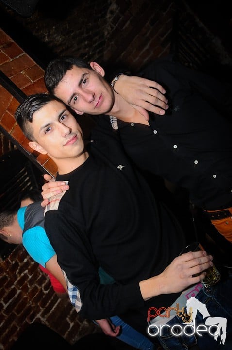 Miercuri seara e party în Escape, 