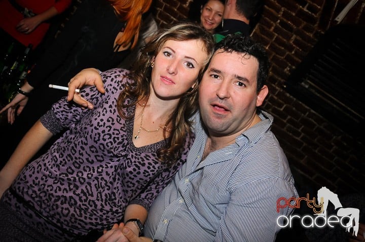 Miercuri seara e party în Escape, 