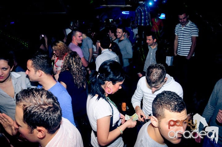 Miercuri seara e party în Escape, 