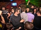 Miercuri seara în Club Escape
