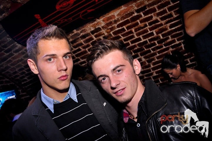 Miercuri seara în Escape, 