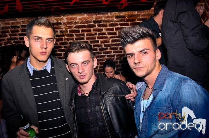 Miercuri seara în Escape, 