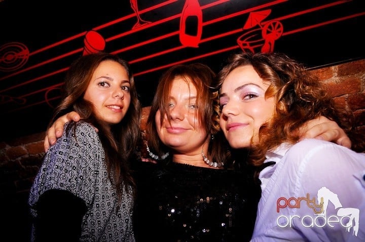 Miercuri seara în Escape, 